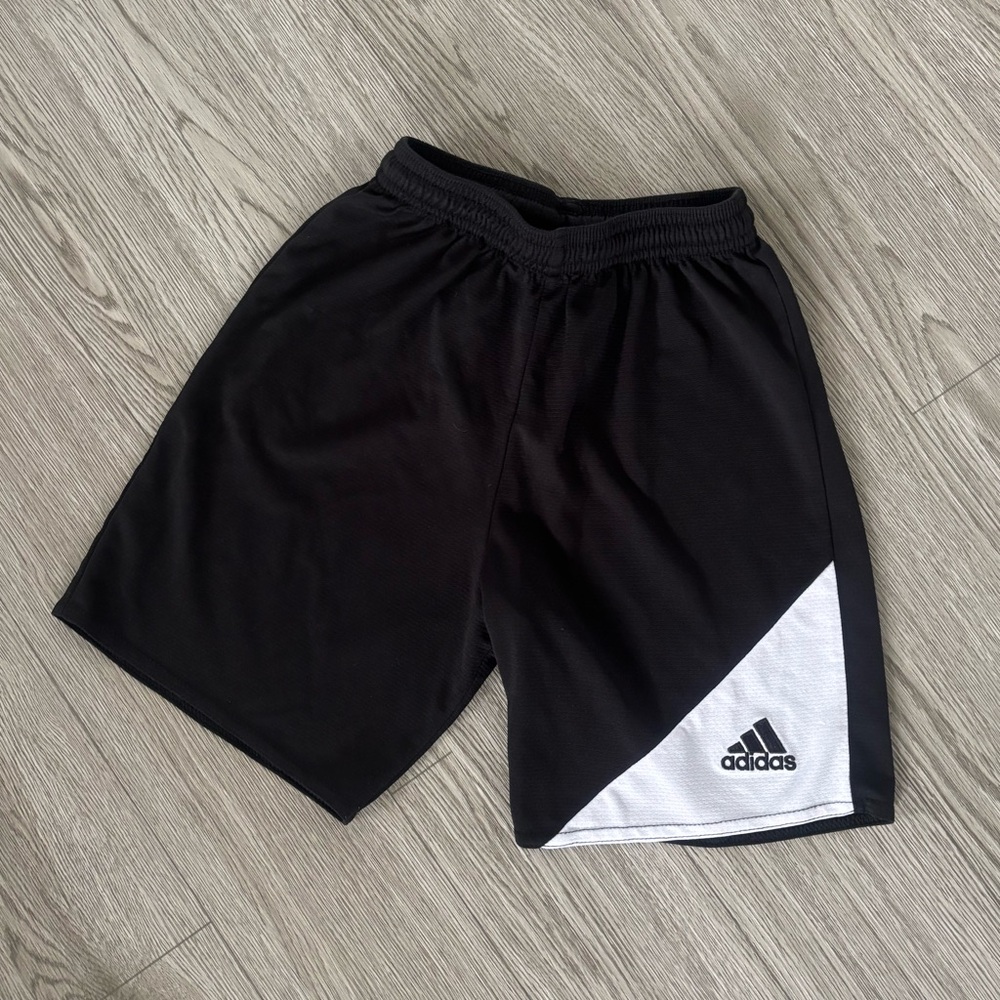 5/$25✨Adidas Kids Black Shorts